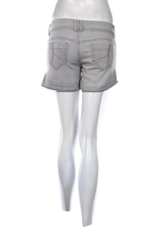 Дамски къс панталон Tally Weijl, Размер S, Цвят Сив, Цена 2,04 €