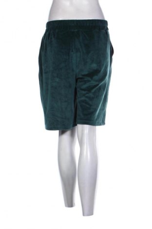 Дамски къс панталон Unbranded, Размер S, Цвят Зелен, Цена 2,04 €
