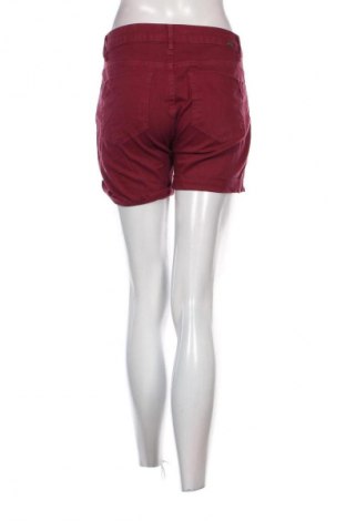 Дамски къс панталон Unbranded, Размер S, Цвят Червен, Цена 2,55 €