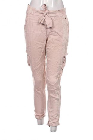 Női nadrág Rinascimento, Méret L, Szín Hamurózsaszín, Ár 6 059 Ft