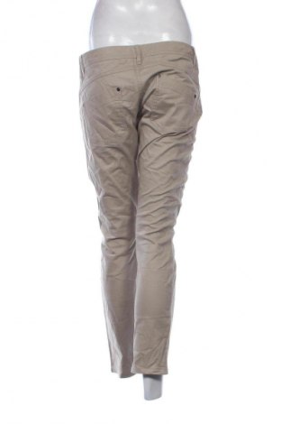 Дамски панталон Sisley, Размер L, Цвят Бежов, Цена 3,57 €