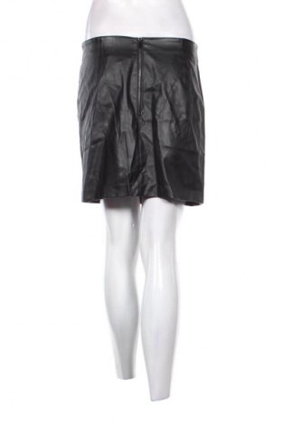 Kožená sukňa  Oasis, Veľkosť M, Farba Čierna, Cena  3,95 €