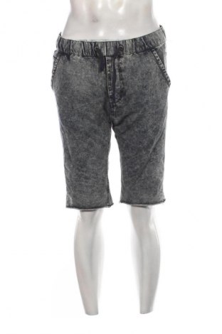 Pánské kraťasy Bershka, Velikost S, Barva Šedá, Cena  129,00 Kč