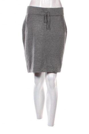 Пола B.Young, Размер XL, Цвят Сив, Цена 2,04 €