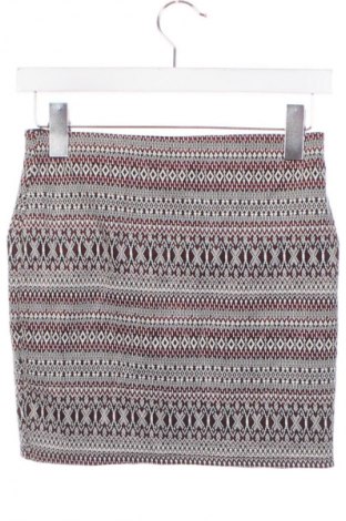 Пола Bershka, Размер XS, Цвят Многоцветен, Цена 2,04 €