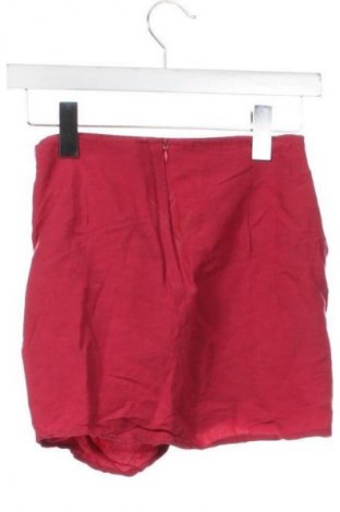 Пола Bershka, Размер XS, Цвят Червен, Цена 7,15 €