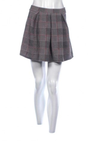 Пола Boohoo, Размер M, Цвят Многоцветен, Цена 2,04 €