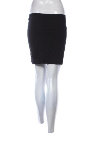 Пола Bpc Bonprix Collection, Размер M, Цвят Черен, Цена 2,04 €