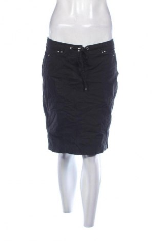 Пола Canda, Размер M, Цвят Черен, Цена 2,04 €