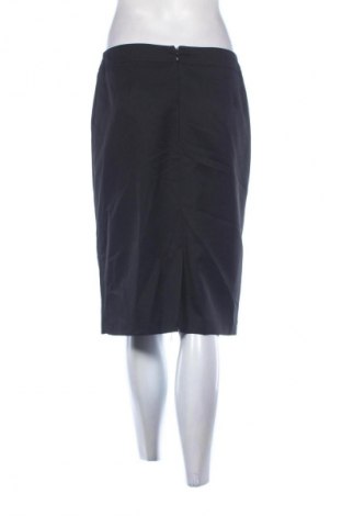 Пола Canda, Размер M, Цвят Черен, Цена 2,04 €