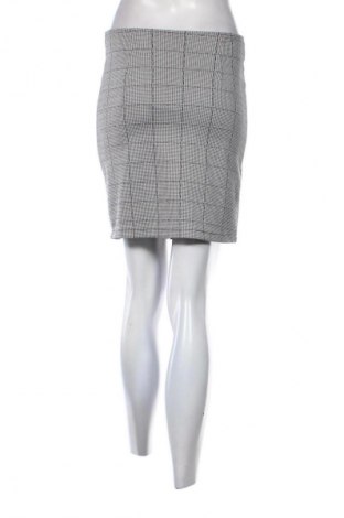 Пола Chicoree, Размер S, Цвят Многоцветен, Цена 2,04 €