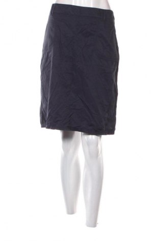 Пола Christian Berg, Размер M, Цвят Син, Цена 2,04 €