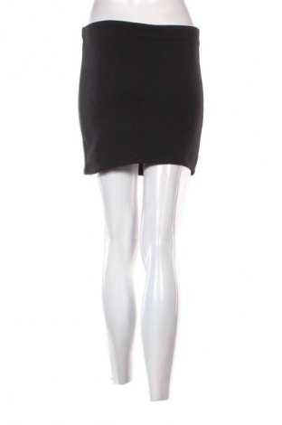 Пола CoolCat, Размер M, Цвят Черен, Цена 2,04 €