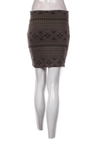 Пола Cubus, Размер M, Цвят Многоцветен, Цена 2,04 €