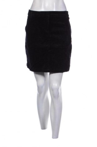 Пола Edc By Esprit, Размер M, Цвят Черен, Цена 2,55 €