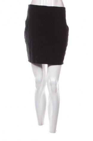 Пола Essentials, Размер XL, Цвят Черен, Цена 2,04 €