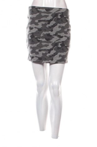 Пола Fb Sister, Размер L, Цвят Многоцветен, Цена 2,04 €