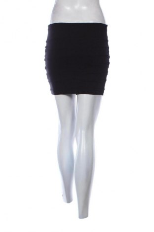 Пола Fishbone, Размер S, Цвят Черен, Цена 2,04 €