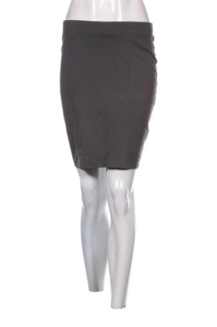 Пола H&M, Размер S, Цвят Сив, Цена 2,04 €