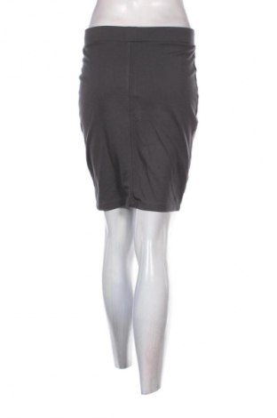 Пола H&M, Размер S, Цвят Сив, Цена 2,04 €