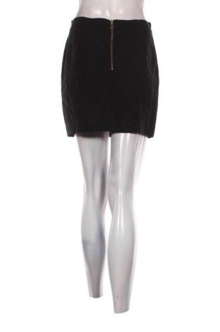 Пола H&M, Размер S, Цвят Черен, Цена 2,04 €