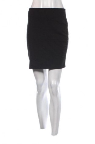 Пола H&M, Размер L, Цвят Черен, Цена 2,04 €