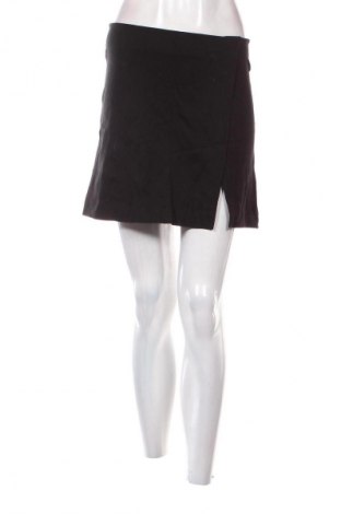 Пола H&M, Размер S, Цвят Черен, Цена 2,04 €