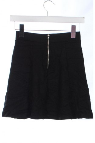 Пола H&M, Размер XXS, Цвят Черен, Цена 2,04 €