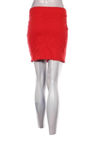 Пола H&M Divided, Размер S, Цвят Червен, Цена 2,04 €