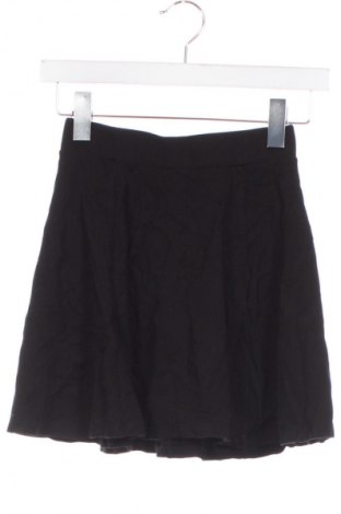 Пола H&M Divided, Размер XS, Цвят Черен, Цена 2,04 €