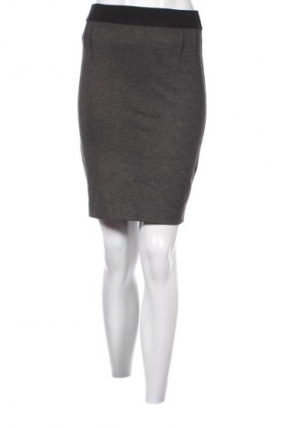 Пола In Wear, Размер S, Цвят Многоцветен, Цена 4,09 €