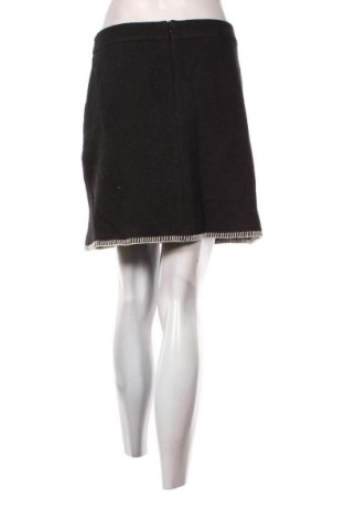 Пола Jake*s, Размер M, Цвят Черен, Цена 8,18 €