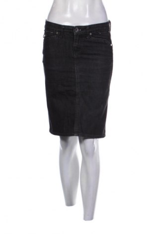 Пола Lacarino, Размер M, Цвят Черен, Цена 2,04 €