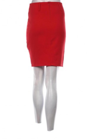 Пола Lara, Размер S, Цвят Червен, Цена 2,04 €