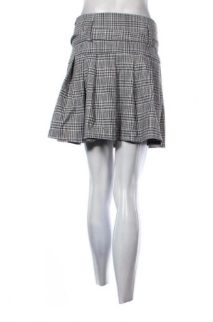 Пола NEW COLLECTION, Размер M, Цвят Многоцветен, Цена 4,60 €