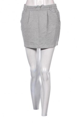 Пола ONLY, Размер M, Цвят Сив, Цена 2,04 €