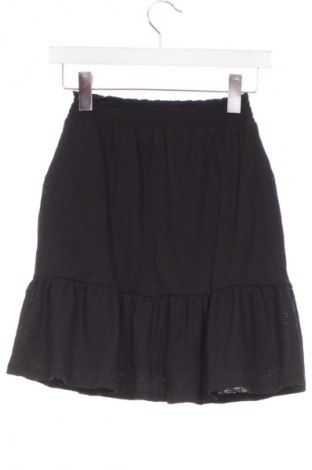 Пола ONLY, Размер XS, Цвят Черен, Цена 3,06 €