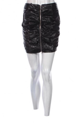 Пола Pretty Little Thing, Размер S, Цвят Черен, Цена 2,04 €