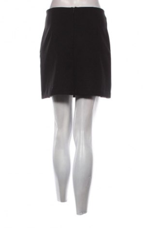 Пола Reserved, Размер S, Цвят Черен, Цена 2,04 €