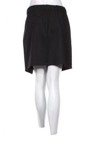 Пола Reserved, Размер L, Цвят Черен, Цена 2,04 €