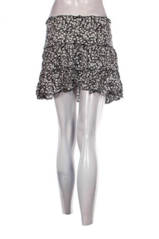 Пола SHEIN, Размер M, Цвят Многоцветен, Цена 2,04 €