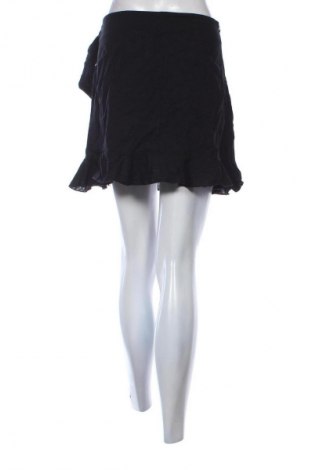 Пола SHEIN, Размер S, Цвят Черен, Цена 3,06 €