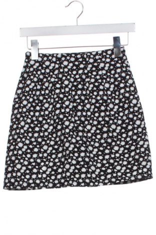 Пола Sinsay, Размер XS, Цвят Многоцветен, Цена 2,04 €