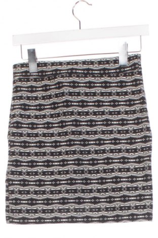 Sukně Stradivarius, Velikost XS, Barva Vícebarevné, Cena  49,00 Kč