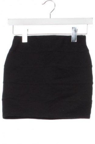 Пола Tally Weijl, Размер XS, Цвят Черен, Цена 2,04 €