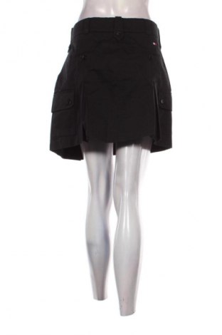 Пола Tommy Jeans, Размер L, Цвят Черен, Цена 15,84 €