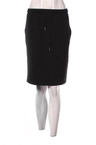 Пола Unbranded, Размер S, Цвят Черен, Цена 2,04 €