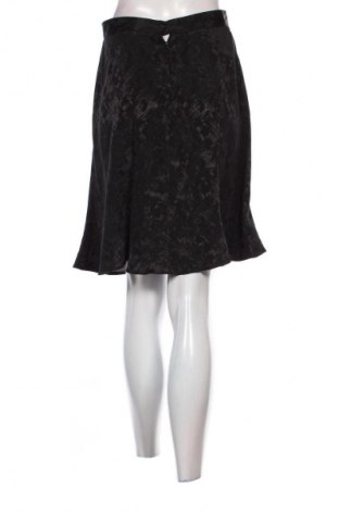 Пола Unbranded, Размер S, Цвят Черен, Цена 2,04 €