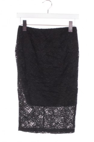 Пола Unbranded, Размер XS, Цвят Черен, Цена 2,04 €