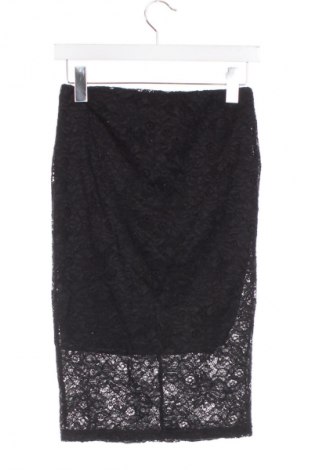 Пола Unbranded, Размер XS, Цвят Черен, Цена 2,04 €